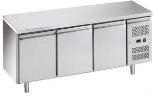 MESA DE CONGELACIÓN DE ACERO INOXIDABLE 3 PUERTAS 470L 182x97x82CM 110V SENZANI